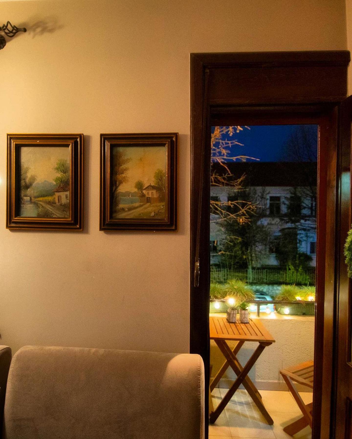 Villa Elezi 2 Корча Екстериор снимка