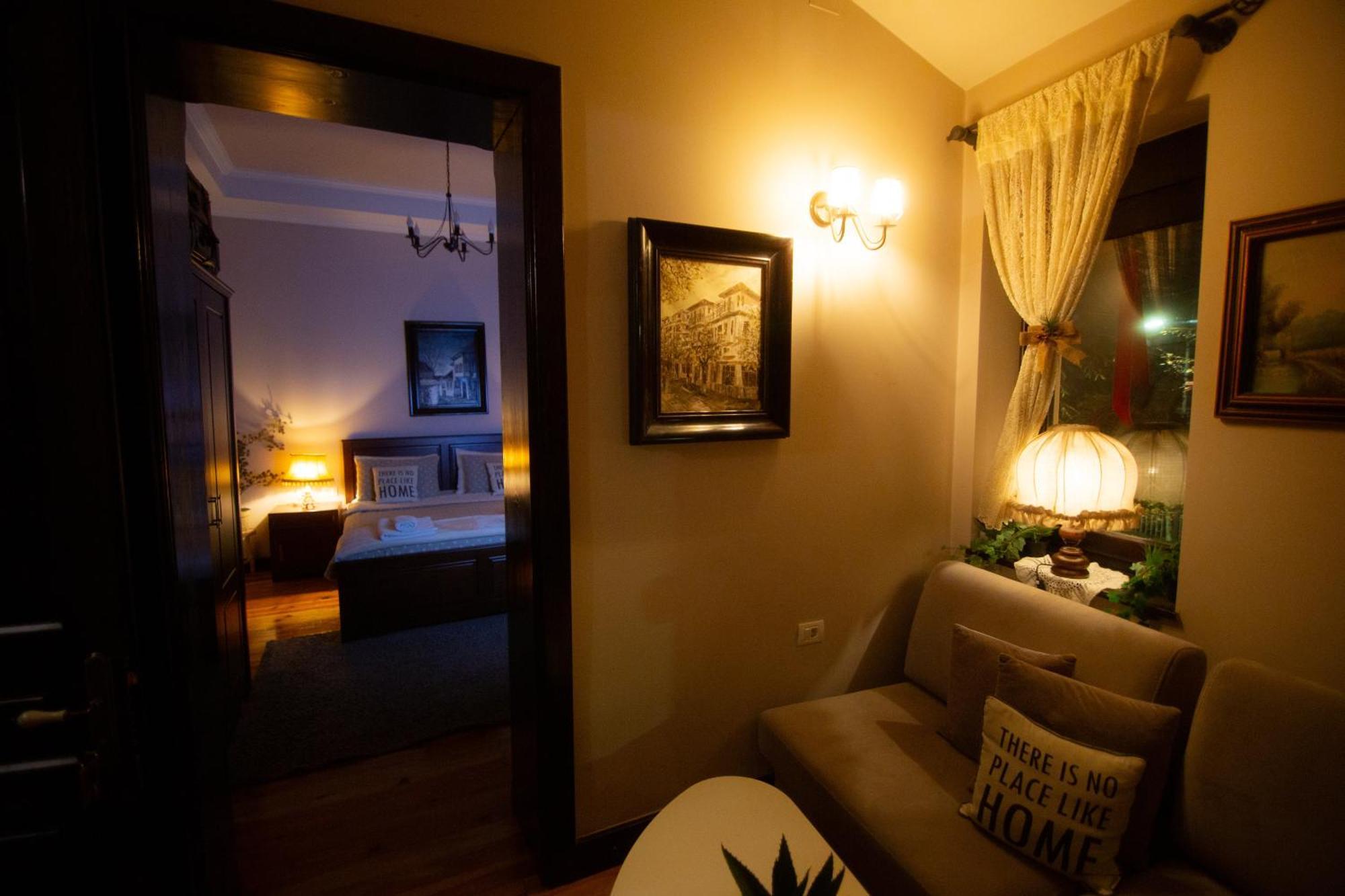 Villa Elezi 2 Корча Екстериор снимка